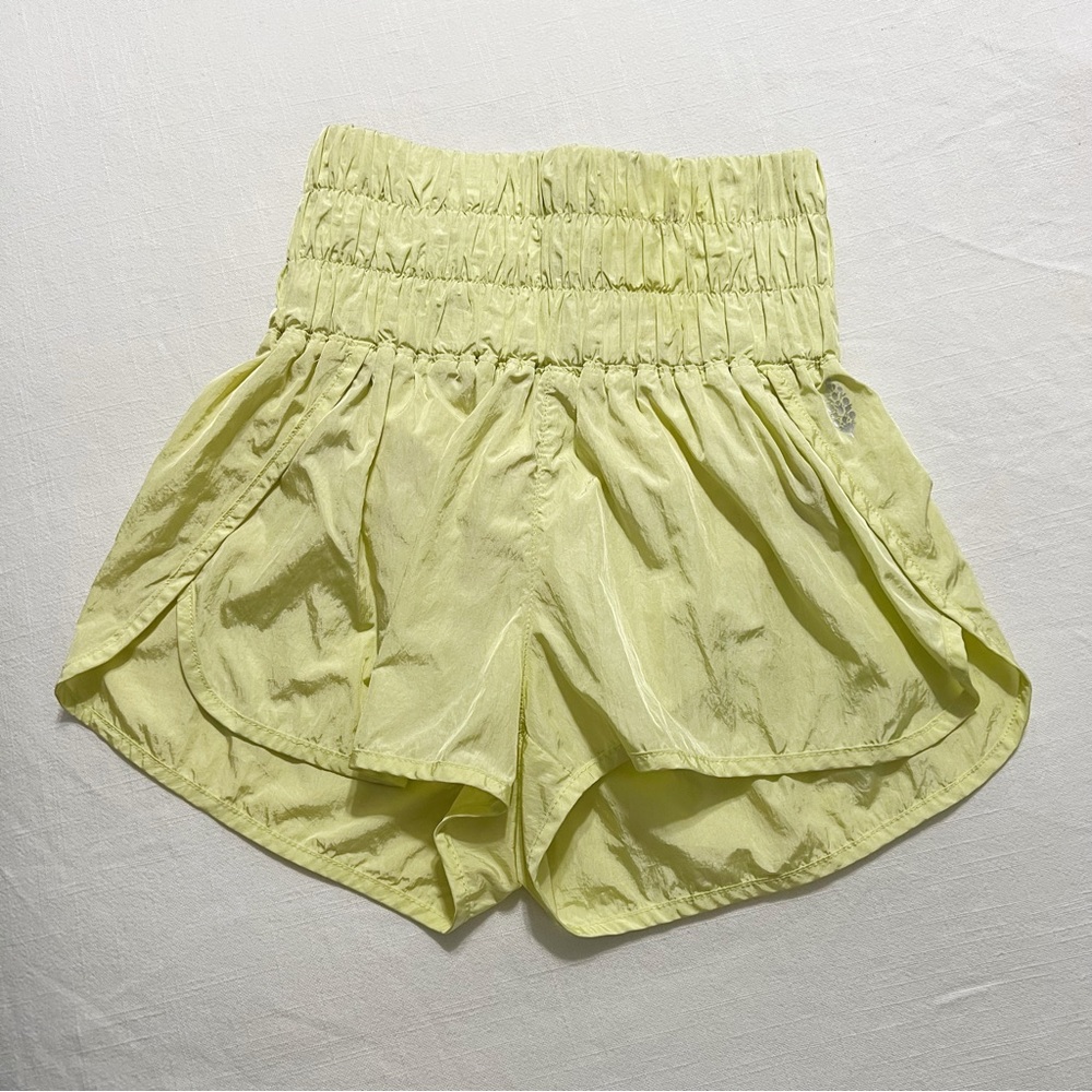 Free People The Way Home Shorts in‎ Lemon Verbena - Picture 6 of 12